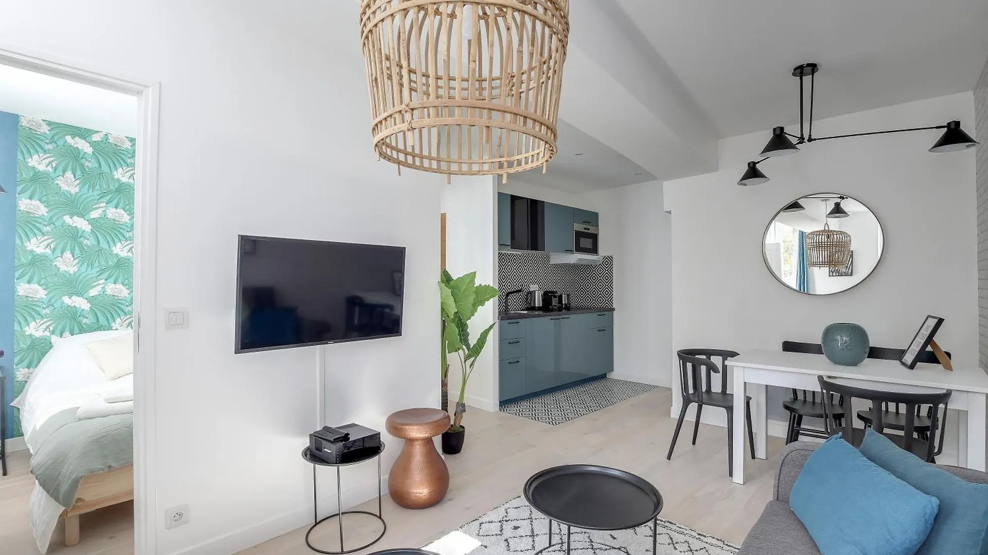Promenade Best Bakeries From A Cozy Boho 1 Bedroom contacts